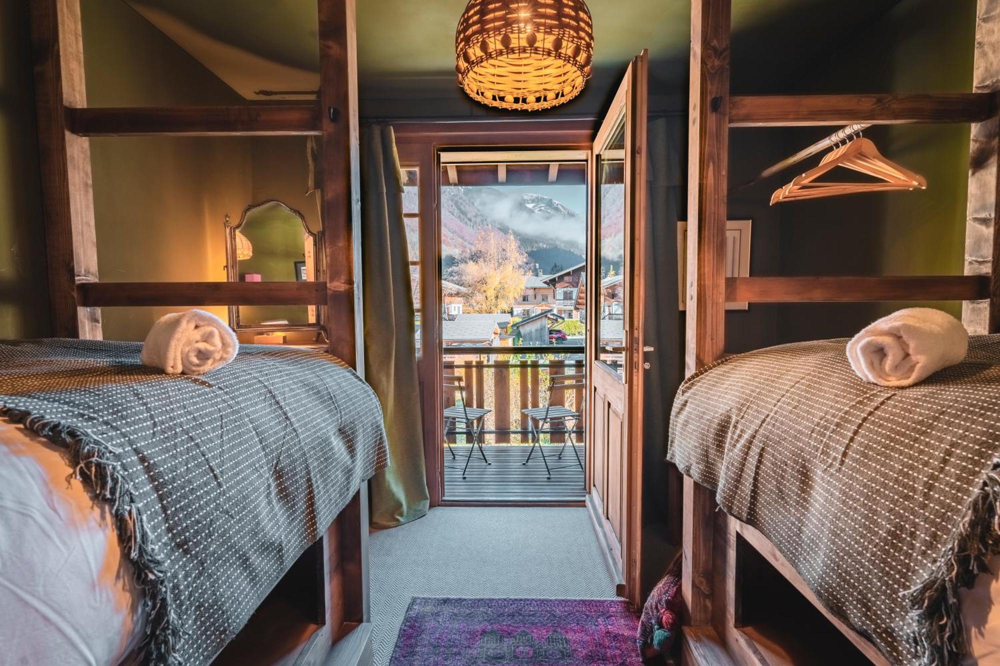 The Fat Fox Lodge, Morzine Montriond Exteriör bild