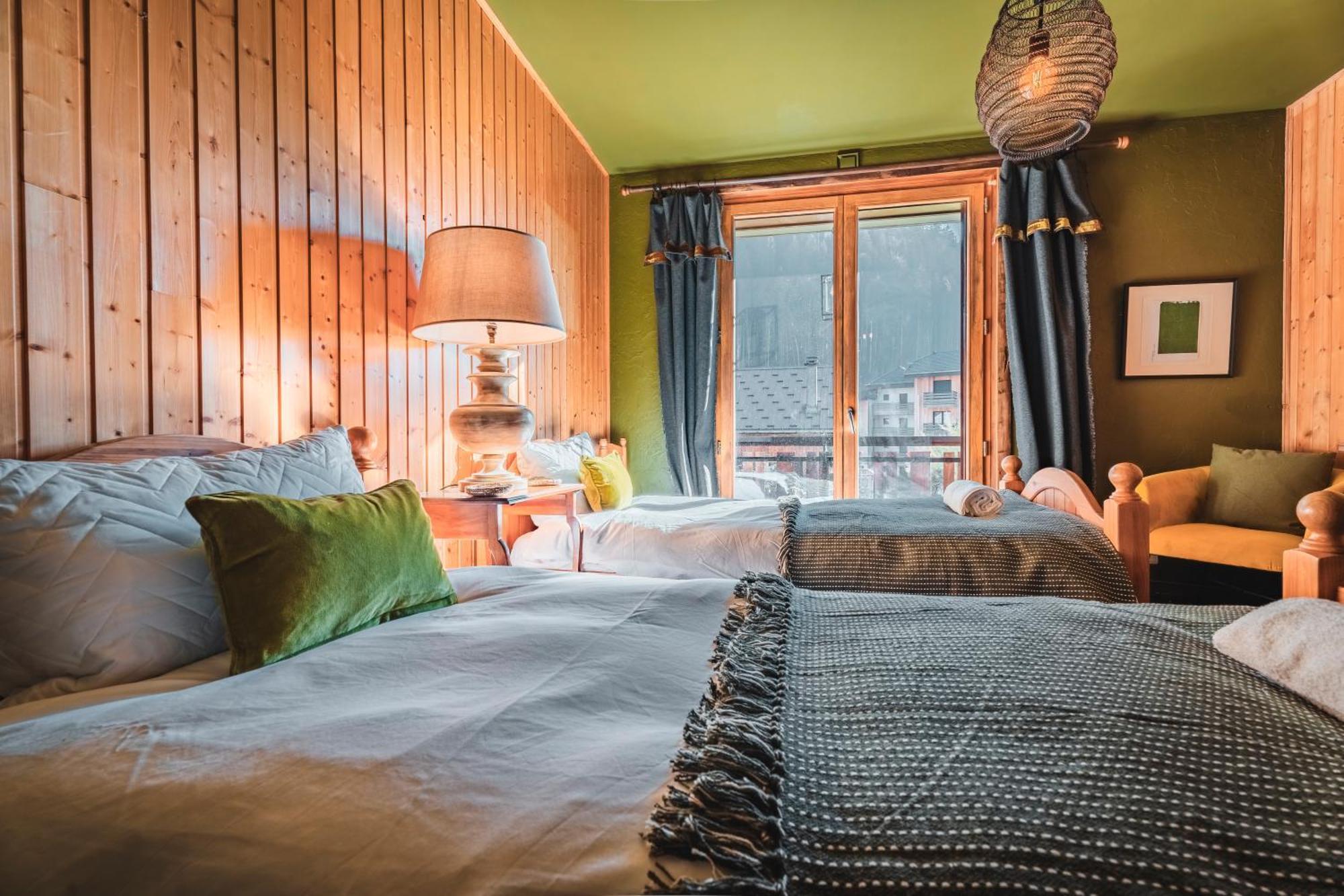 The Fat Fox Lodge, Morzine Montriond Exteriör bild